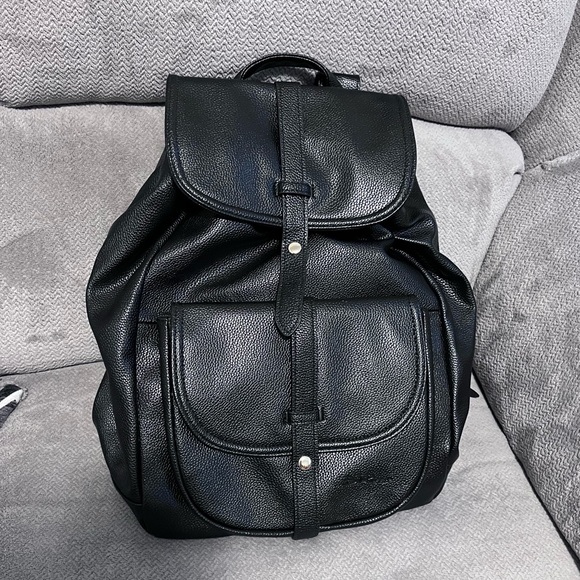 NWT - Backpack Purse, Large Travel or School Bag - Picture 3 of 7